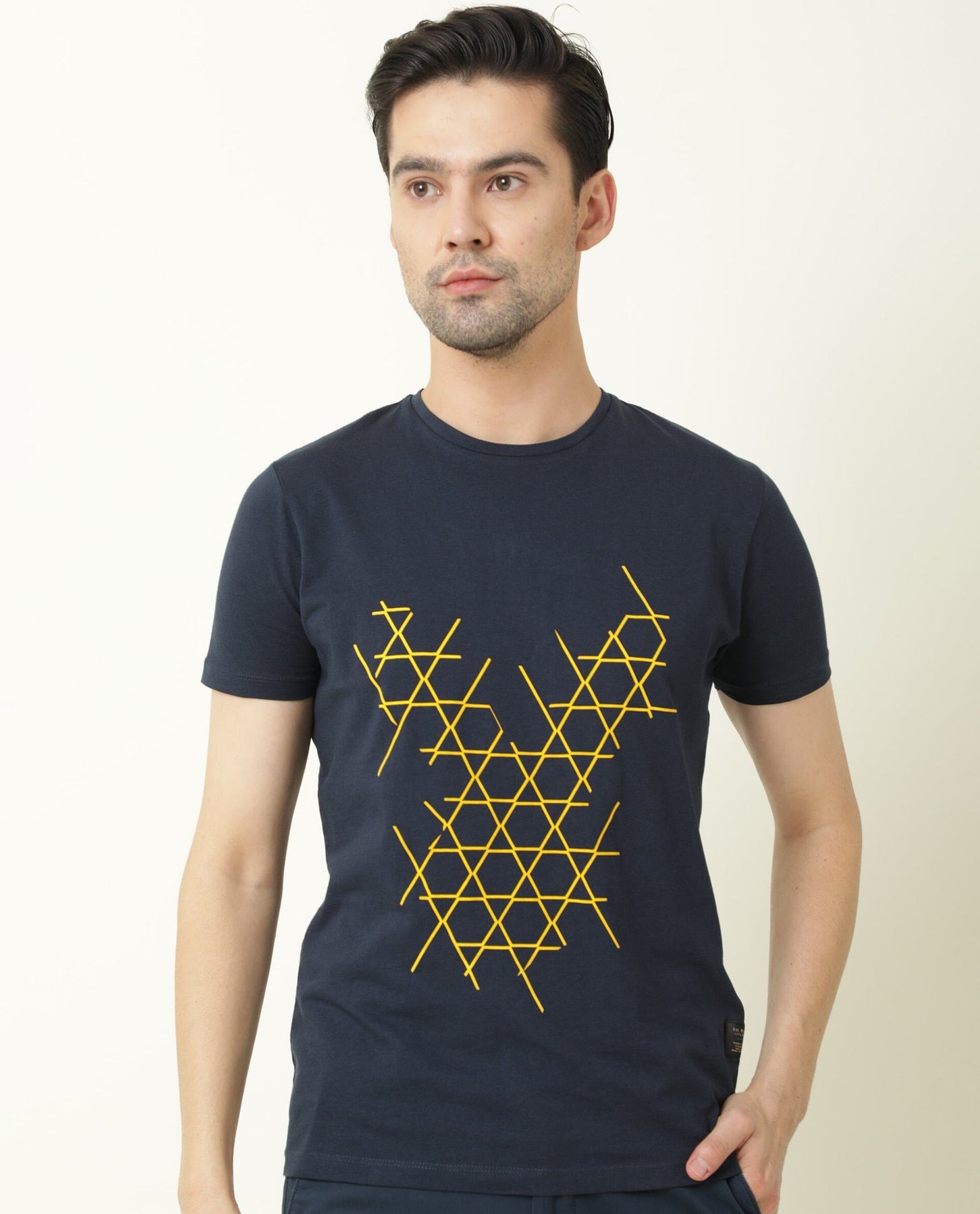 New Tending Brand Premium Men’s Chest Printed Round Neck T-Shirt